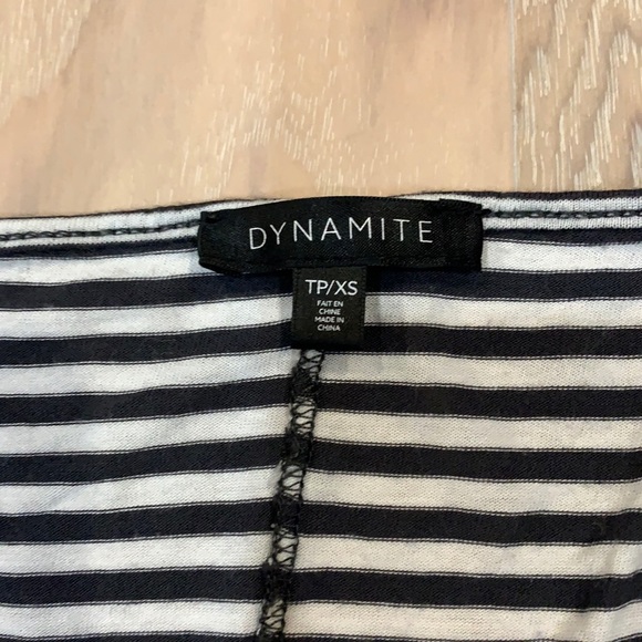 Dynamite striped v-neck t-shirt - Size Extra small - Picture 3 of 5